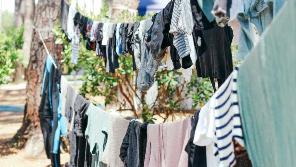 Linge étendu sur un fil