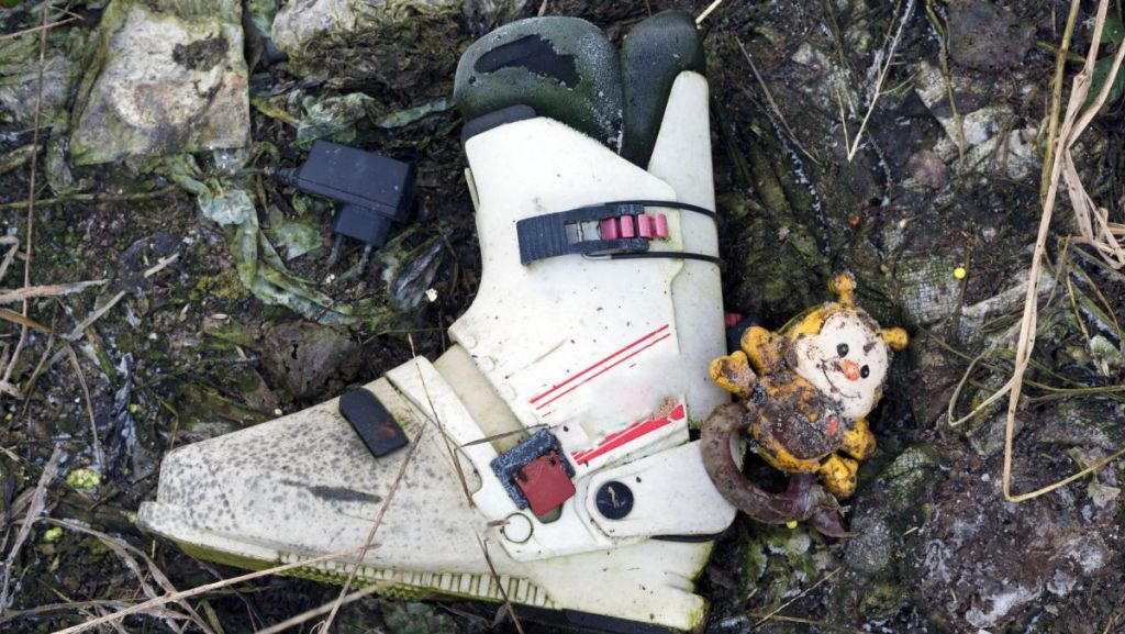 “Le dernier planter de bâton”, début de l’opération de nettoyage de la montage