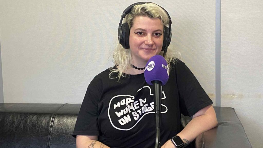 More women on stage défend la place des femmes dans le monde de la musique