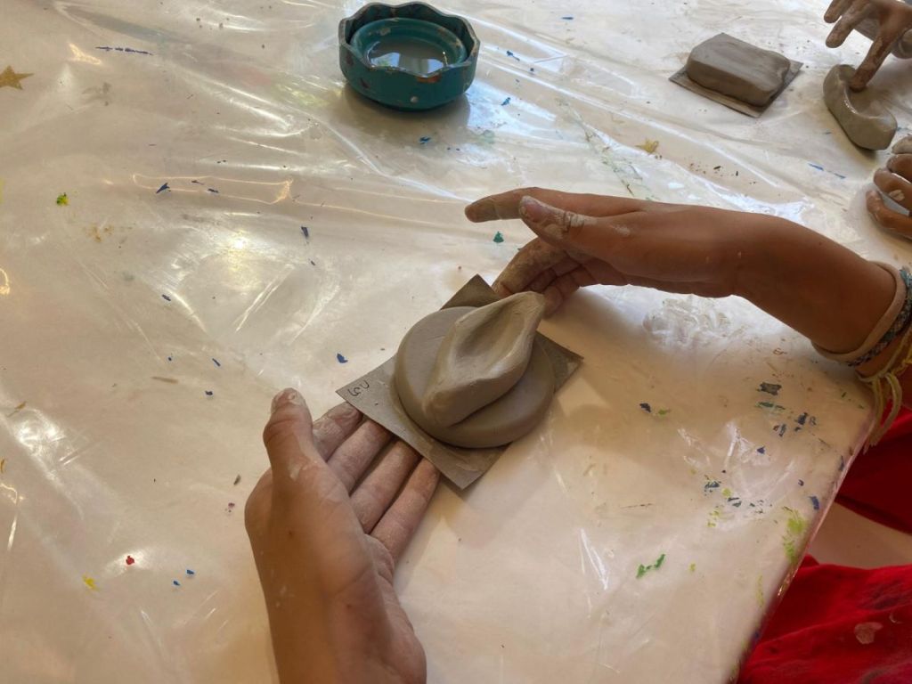 La Petite Académie : L’épanouissement des enfants par l’art et la créativité