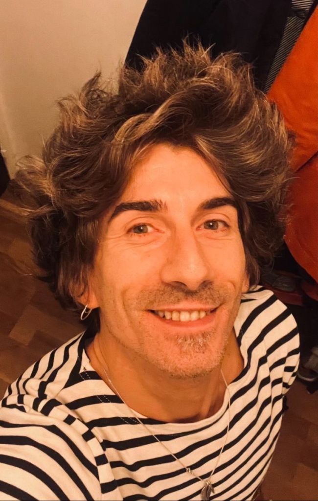 Nicolas Liorel : le coiffeur engagé qui sublime l’âme et les cheveux