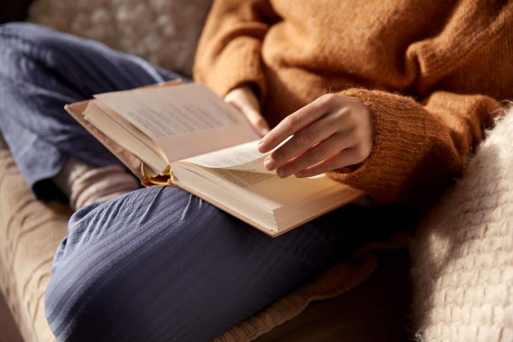 Subvocalisation : faites-vous partie deFEmme qui lit - crédit photoi : Syda Productions via Adobe Stock