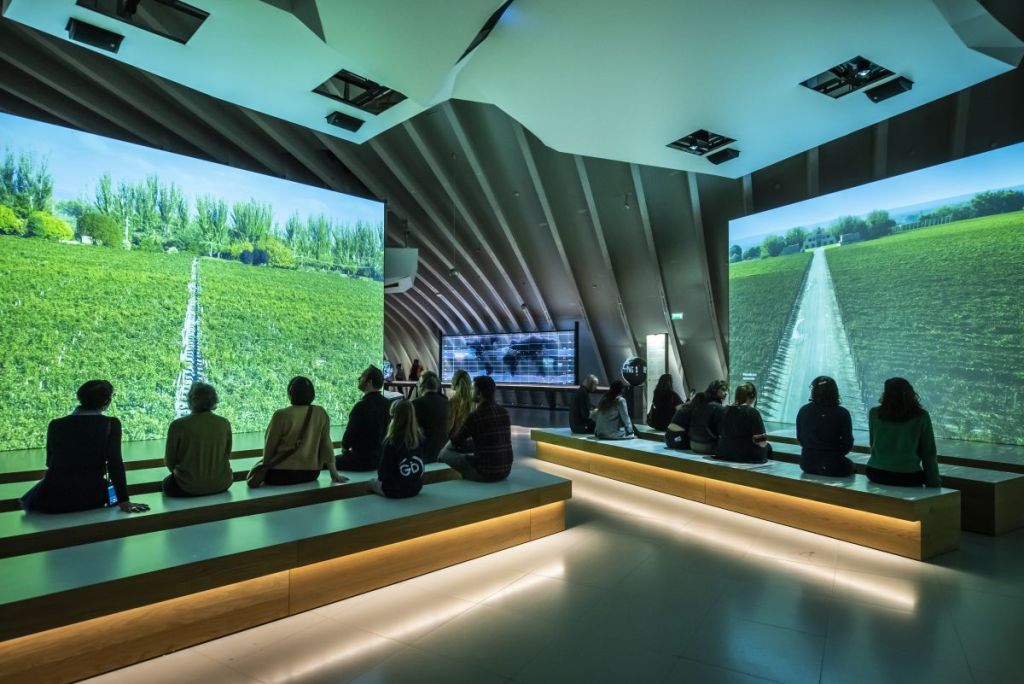 Bordeaux : la Cité du Vin, un lieu culturel immersif qui veut éveiller nos sens