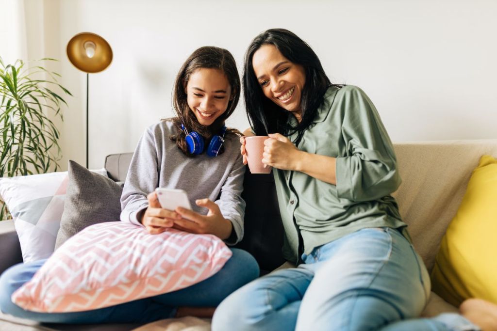 Une solution numérique adaptée aux besoins des adolescents et des parents