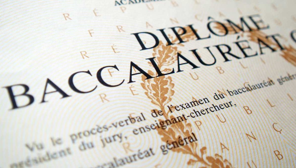Diplôme du baccalauréat - crédit photo : Tomfry via Adobe Stock