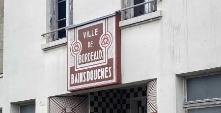Balade urbaine dans un ancien quartier ouvrier à Bordeaux 