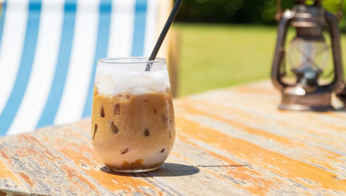 Café glacé - crédit photo : pjjaruwan via Adobe Stock