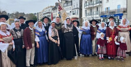Danse bretonne : immersion au sein d’un cercle dans les préparatifs d’un défilé