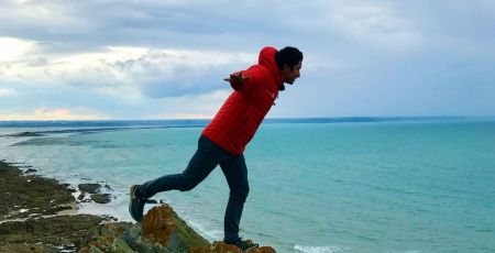 Défi : il remonte les 2025 kms de côte atlantique en pratiquant 10 sports