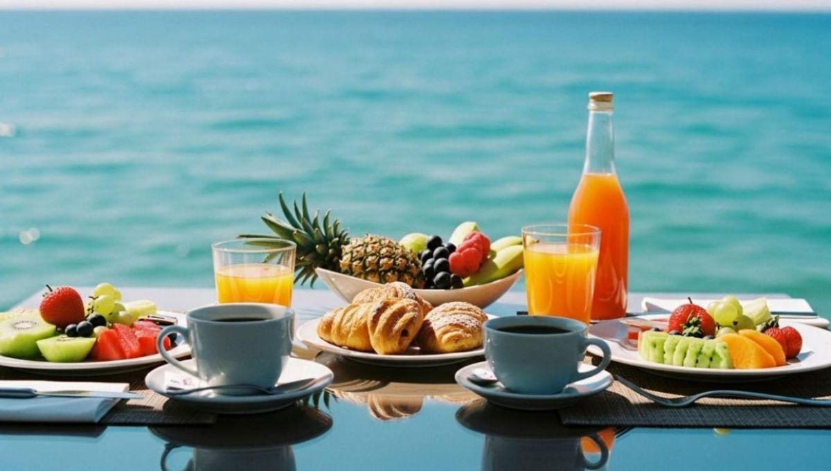 Aliments frais en bord de piscine