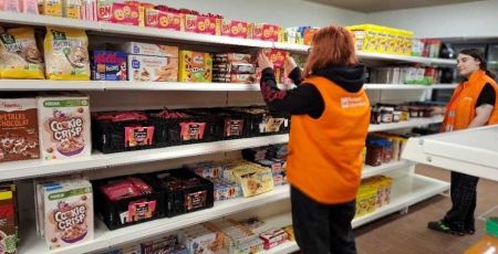 Grenoble : L’épicerie Le Rayon Esope 38 soutient les étudiants précaires