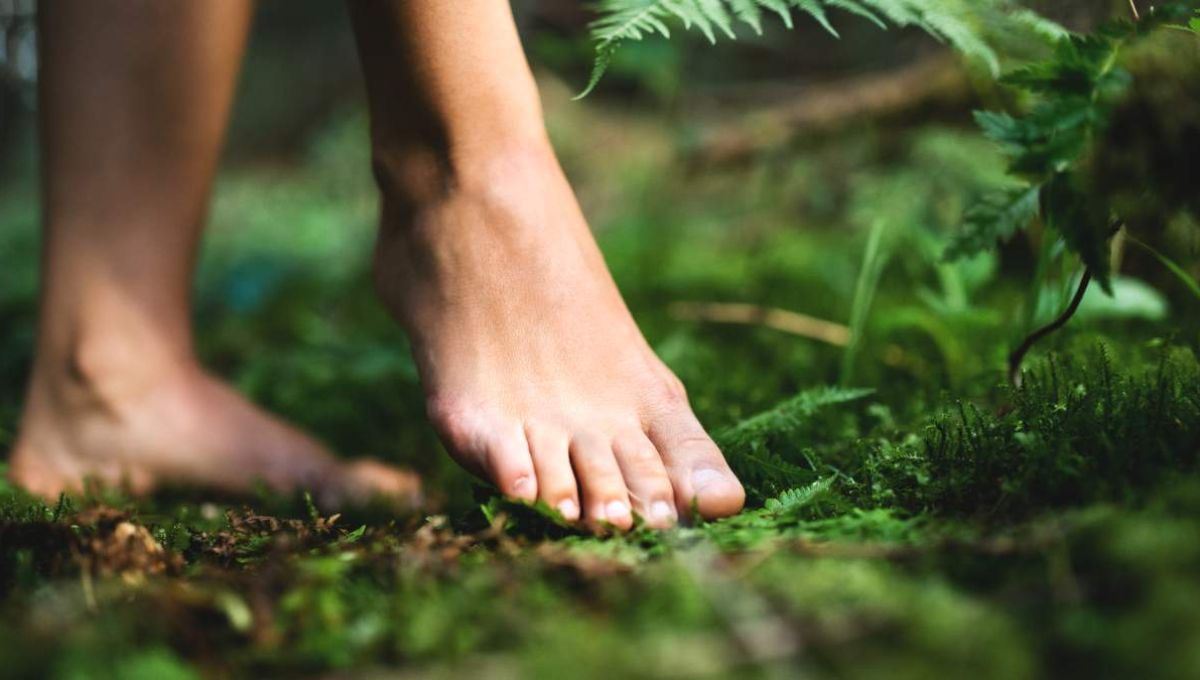 Pieds nus dans la nature