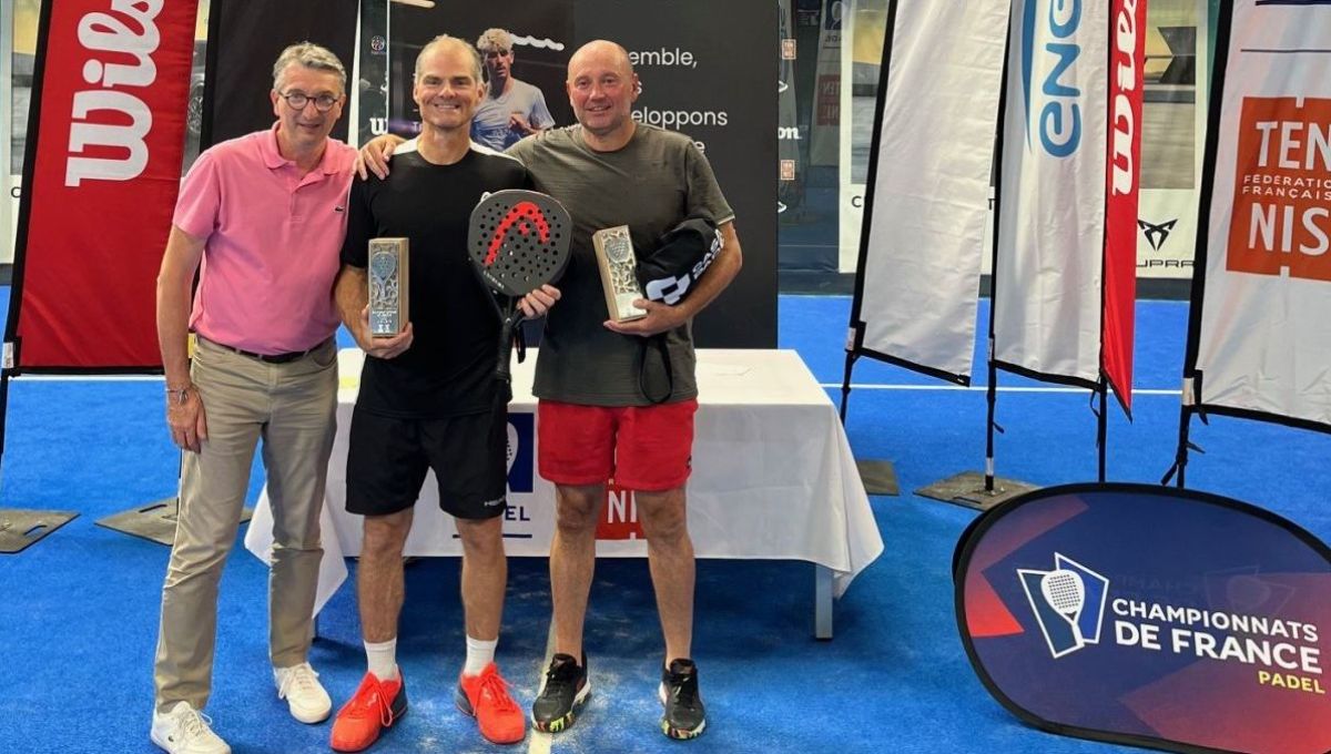 Petit cours de padel avec le champion de France des plus de 45 ans