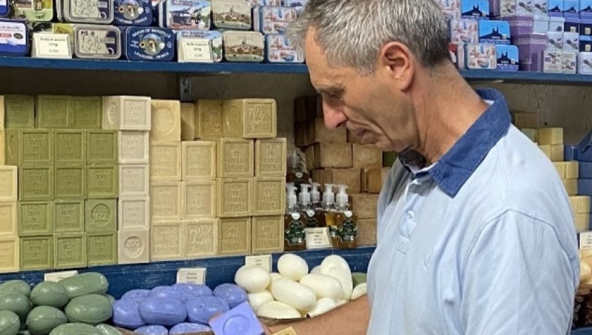 Serge dirige l’une des dernières véritables savonneries de Marseille